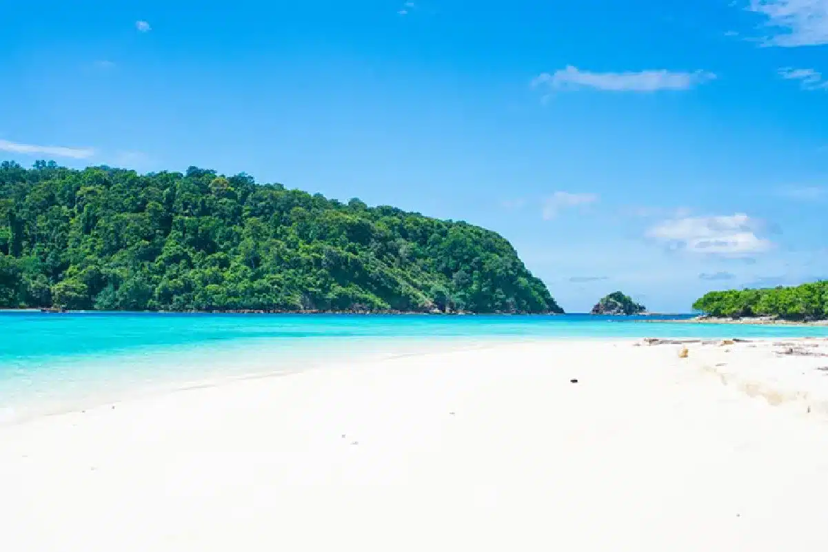 หาดทรายขาว