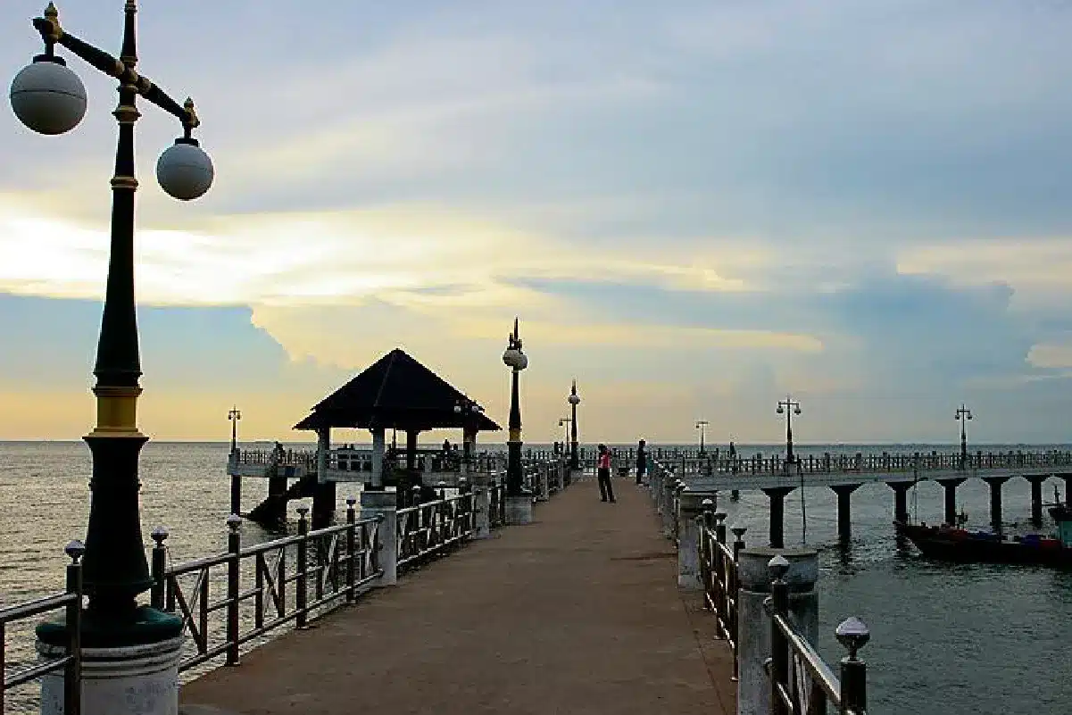 จุดชมวิวแหลมแท่น