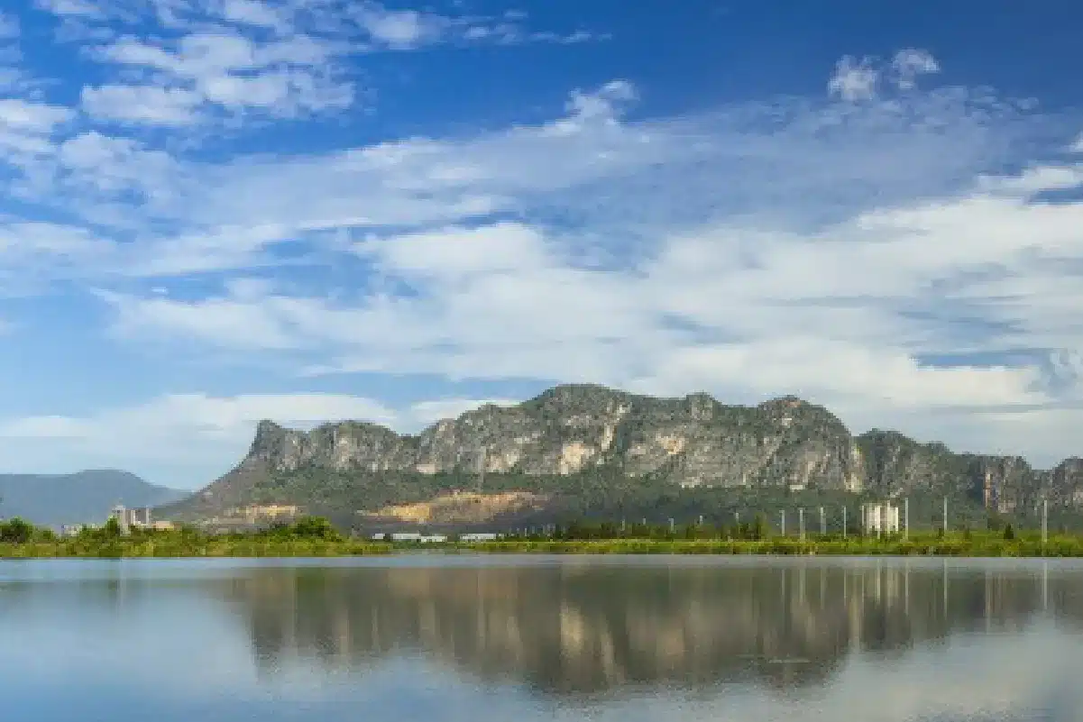 วนอุทยานเขานางพันธุรัต