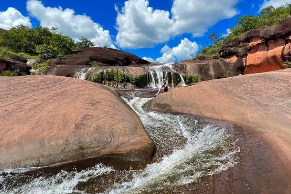 น้ำตกถ้ำพระ