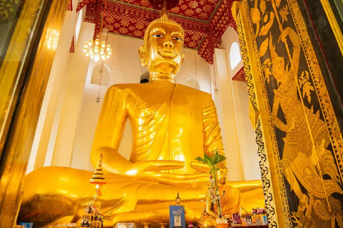 วัดไชโยวรวิหาร