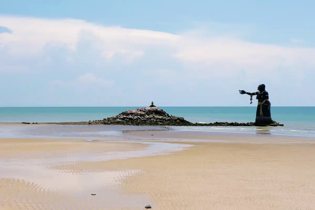 หาดปึกเตียน