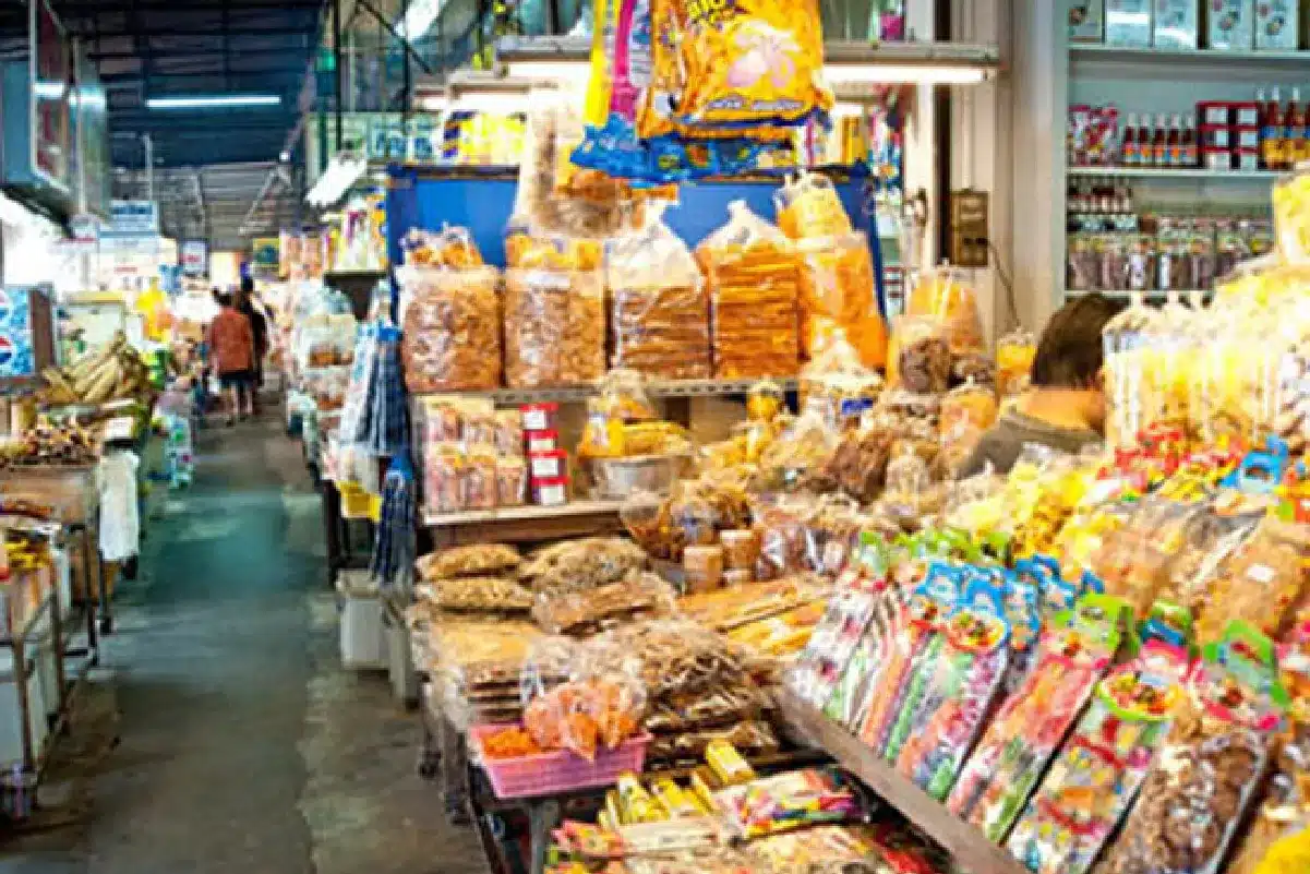 ตลาดหนองมน