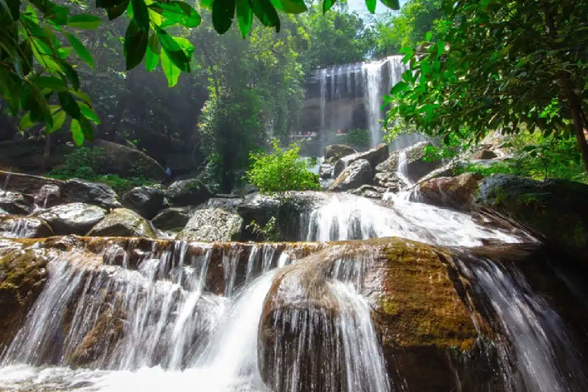 น้ำตกถ้ำโสดา