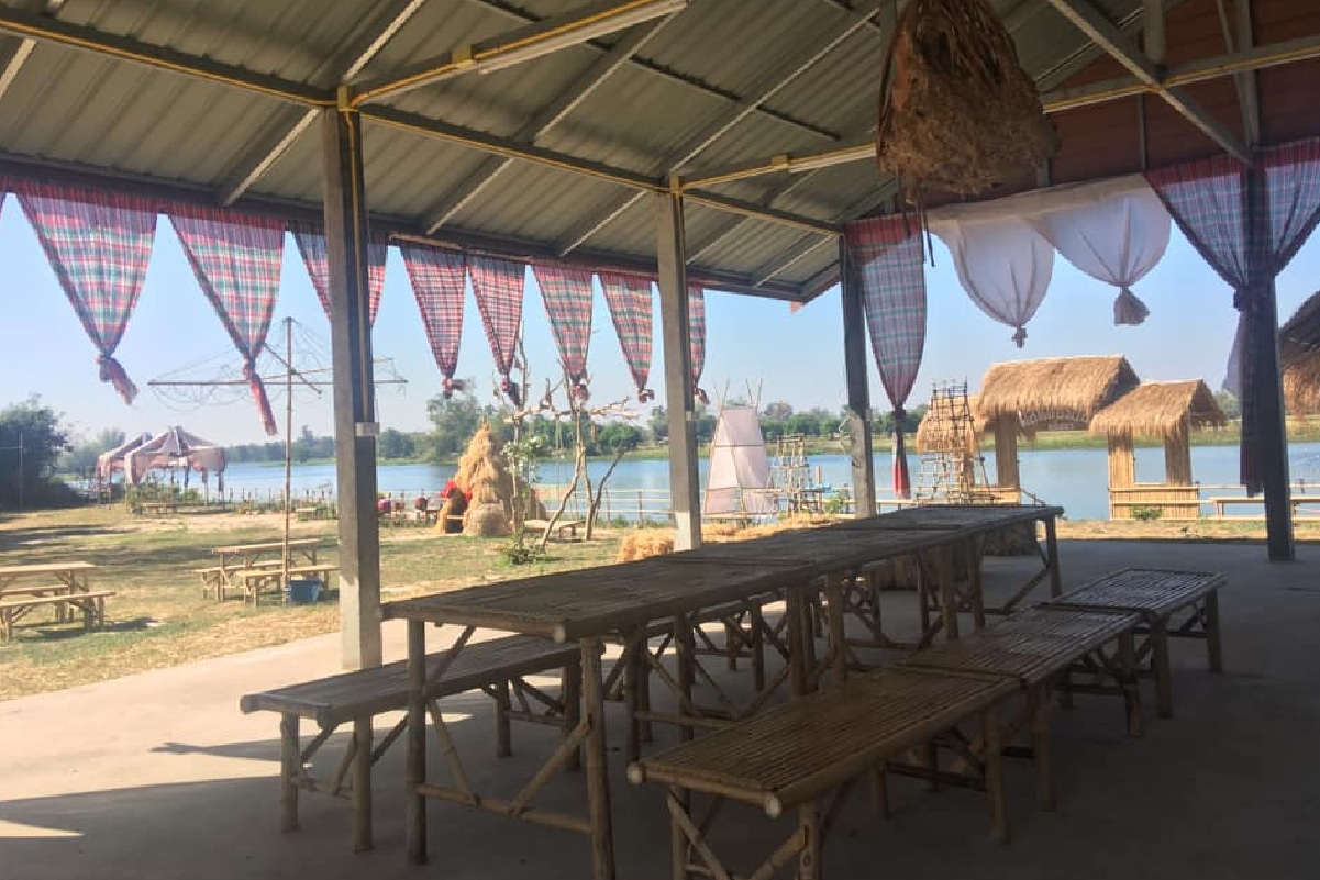 7. แม่อ้อมลาบเป็ด มหาลาภ ลาบยโส