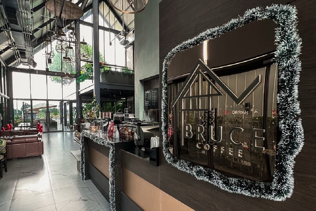1. Bruce Coffee Nongkhai