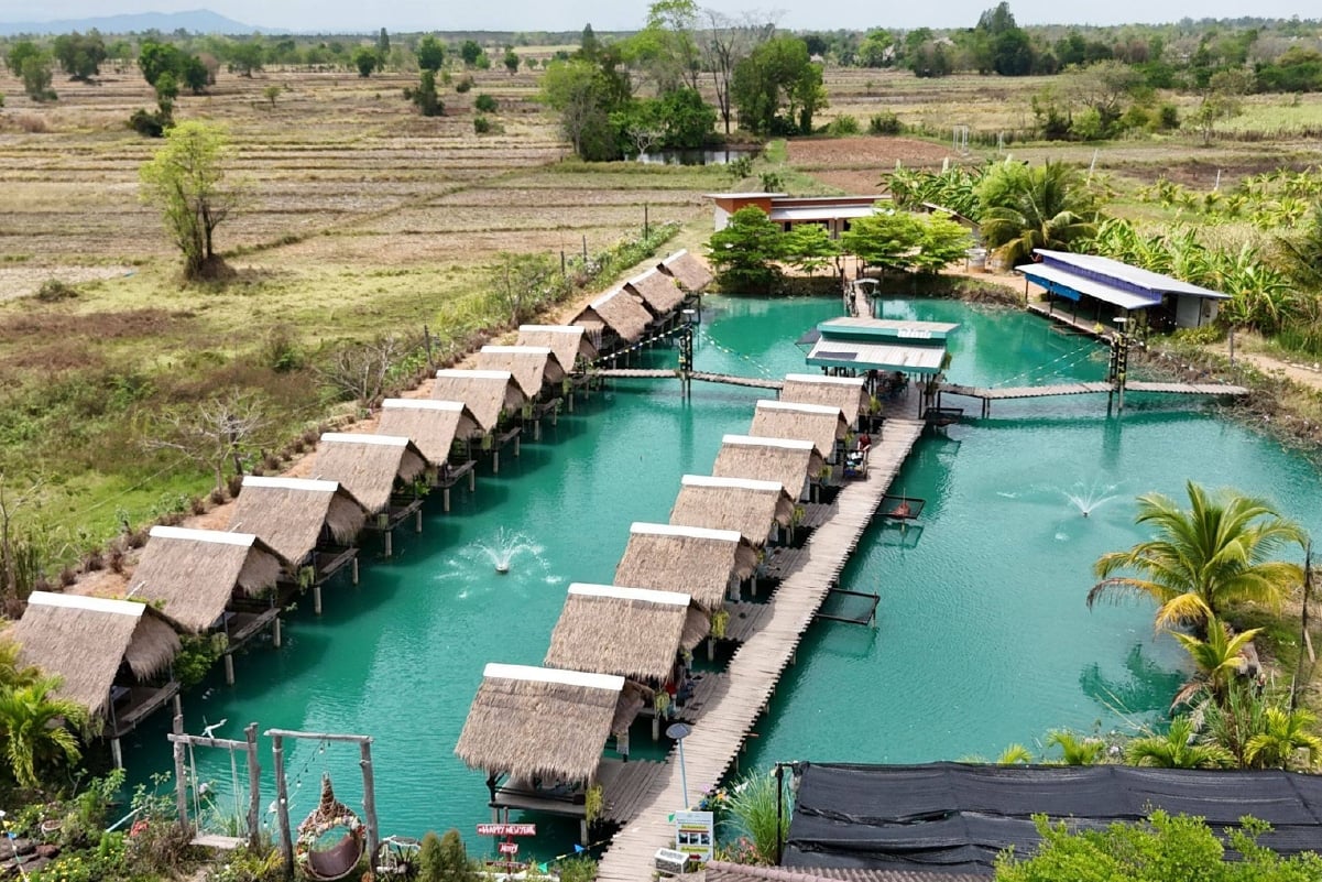 สวรรค์บ้านนา คาเฟ่