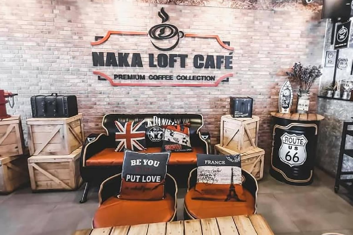 Naka Loft Cafe