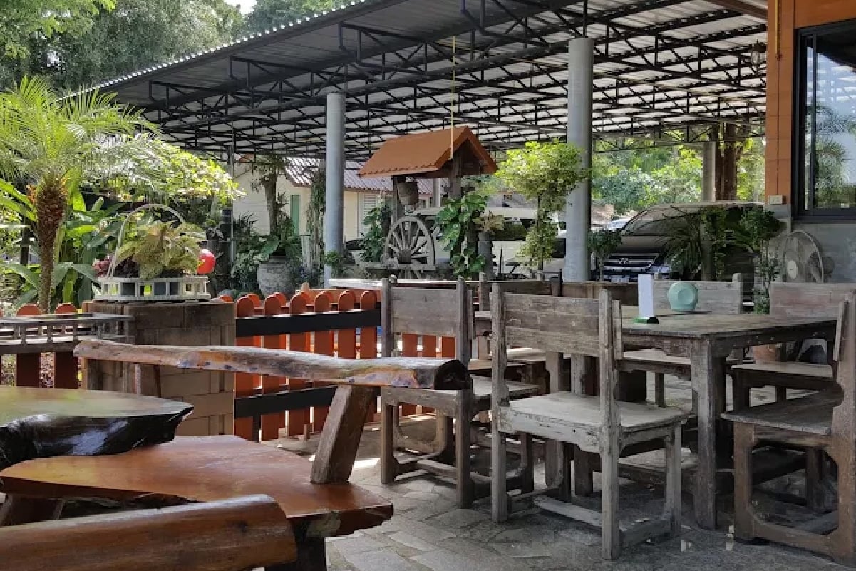 สวนอาหารนกน้อย