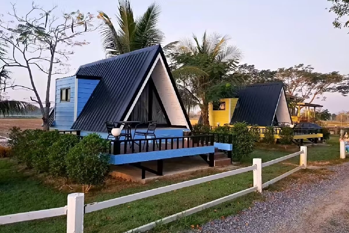 ทุ่งเนินแจง Cafe Resort
