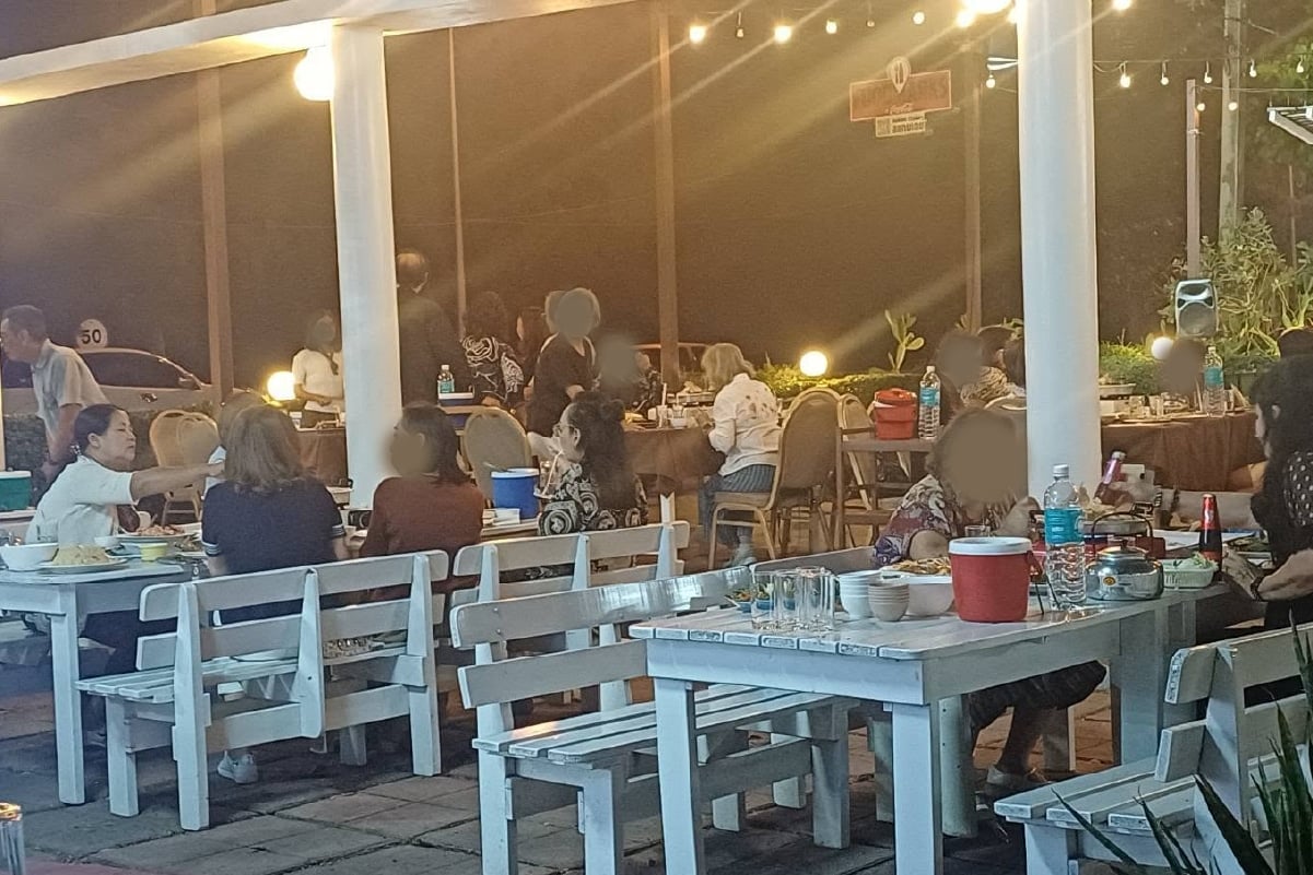 หาดแสงจันทร์ซีฟู้ด