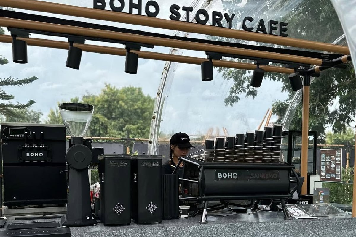 BOHO STORY CAFE